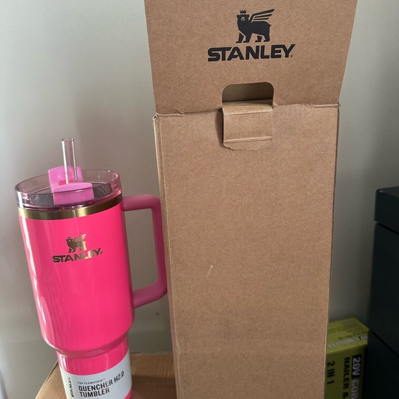 Stanley Pink Parade 40 oz Tumbler - Picture 2 of 3